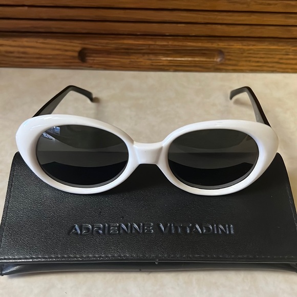 Vintage Adrienne Vittadini Sunglasses - Picture 1 of 8